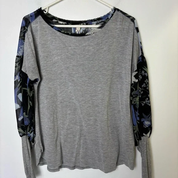 Anthropologie Tiny The Raye Top  Gray with Black Floral - Picture 5 of 8